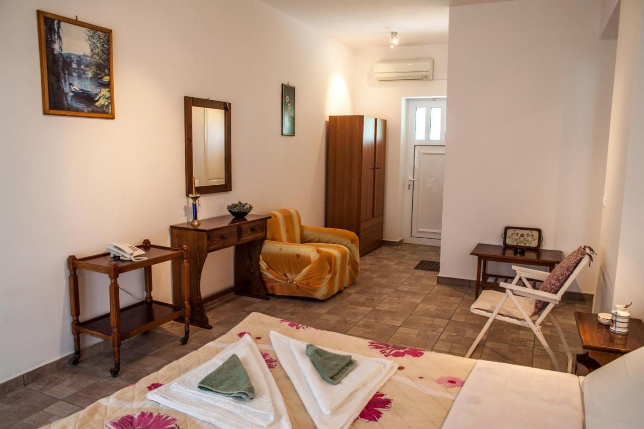 Thimios Rooms Keramiai ภายนอก รูปภาพ